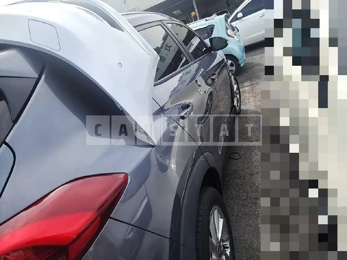 Photo 2 of 15: 2015 Hyundai Tucson — Korean insurance auction