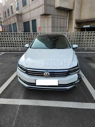 Photo 1 of 15: 2018 Volkswagen Passat GT 2.0TDI — Korean insurance auction