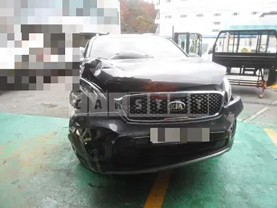 Photo 1 of 19: 2017 Kia Sorento 2.0 — Korean insurance auction