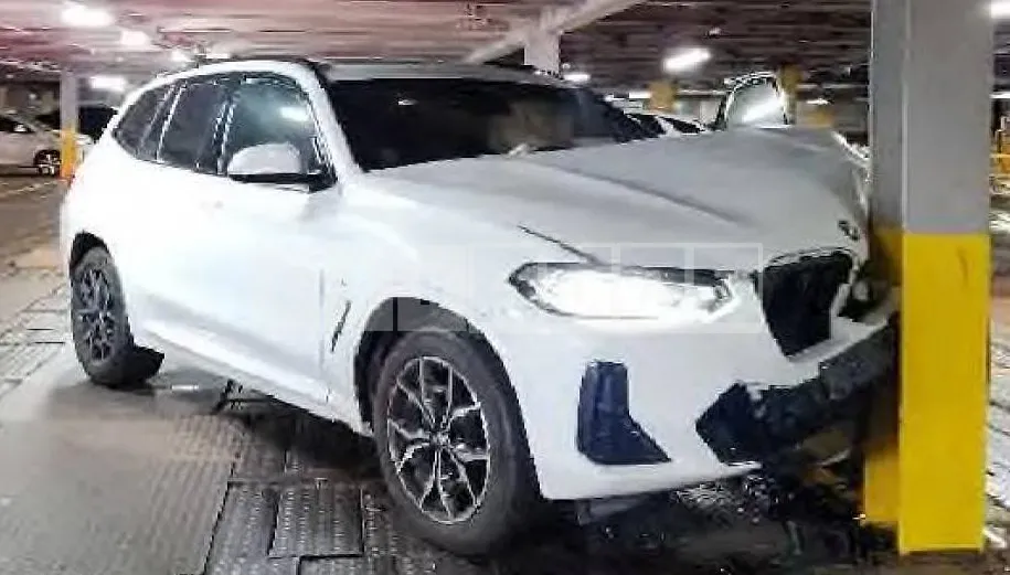 Photo 2 of 11: 2022 BMW X3 xDrive20i — Korean insurance auction