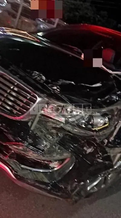 Photo 1 of 6: 2014 Kia Carnival — Korean insurance auction