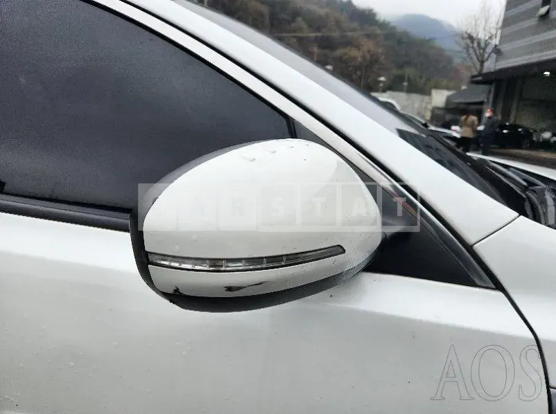 Photo 2 of 21: 2015 Kia K5, VIN KNAGN41CBFA080509 — Korean insurance auction