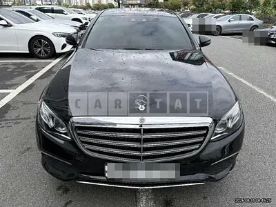 Photo 1 of 26: 2017 Mercedes-Benz E220 d 4Matic — Korean insurance auction