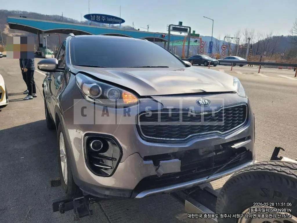 Photo 2 of 11: 2018 Kia Sportage — Korean insurance auction