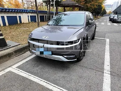 Photo 1 of 6: 2022 Hyundai Modern Ionic, VIN KMHKN81AFNU075219 — Korean insurance auction