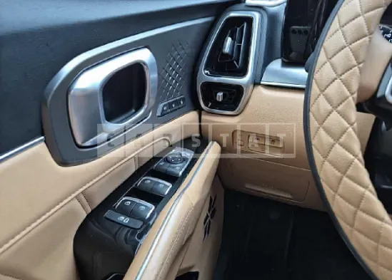 Photo 2 of 25: 2021 Kia Sorento — Korean insurance auction