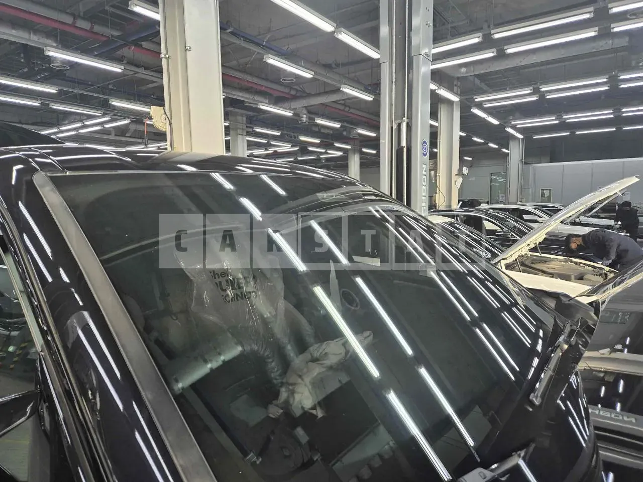 Photo 2 of 19: 2023 BMW Xm, VIN WBS21CS00P9R99092 — Korean insurance auction