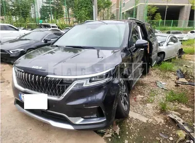 Photo 1 of 50: 2021 Kia Carnival — Korean insurance auction