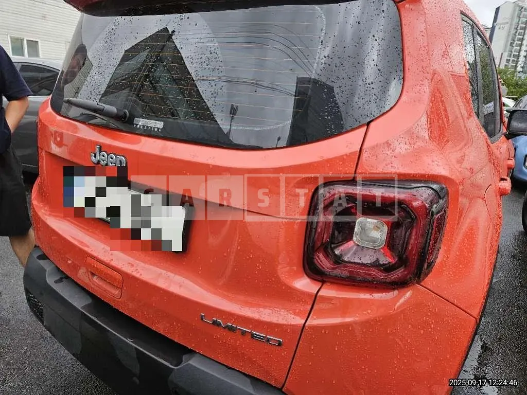 Photo 2 of 9: 2020 Jeep Zip Renegade 2.4 FWD — Korean insurance auction