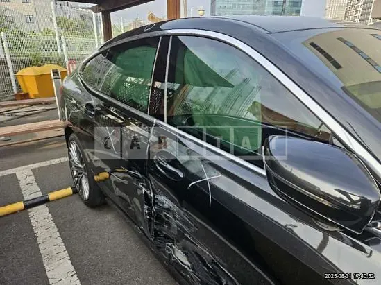 Photo 2 of 29: 2022 BMW 640i xDrive — Korean insurance auction