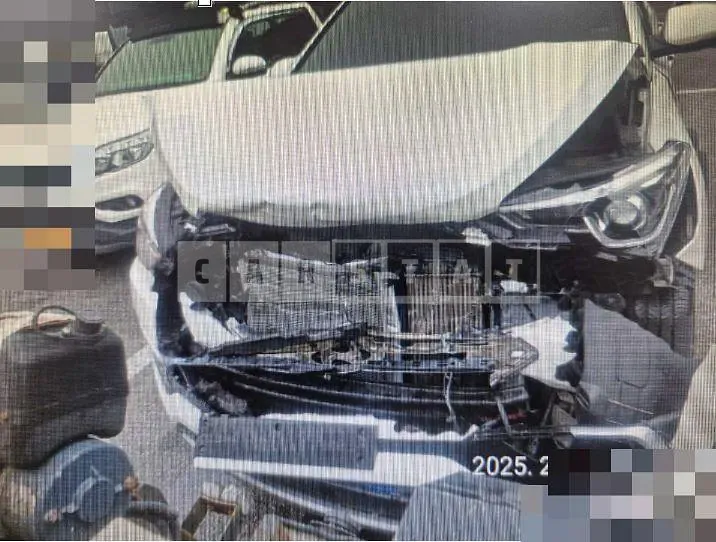 Photo 2 of 6: 2015 Hyundai Santa Fe DM 4WD — Korean insurance auction