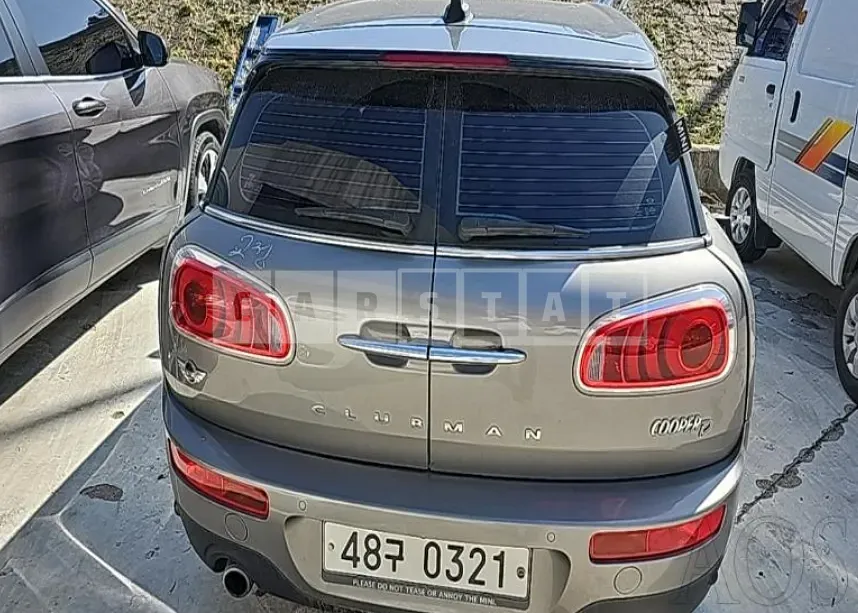 Photo 2 of 26: 2016 MINI Cooper D Clubman, VIN WMWLR9106G2E21886 — Korean insurance auction