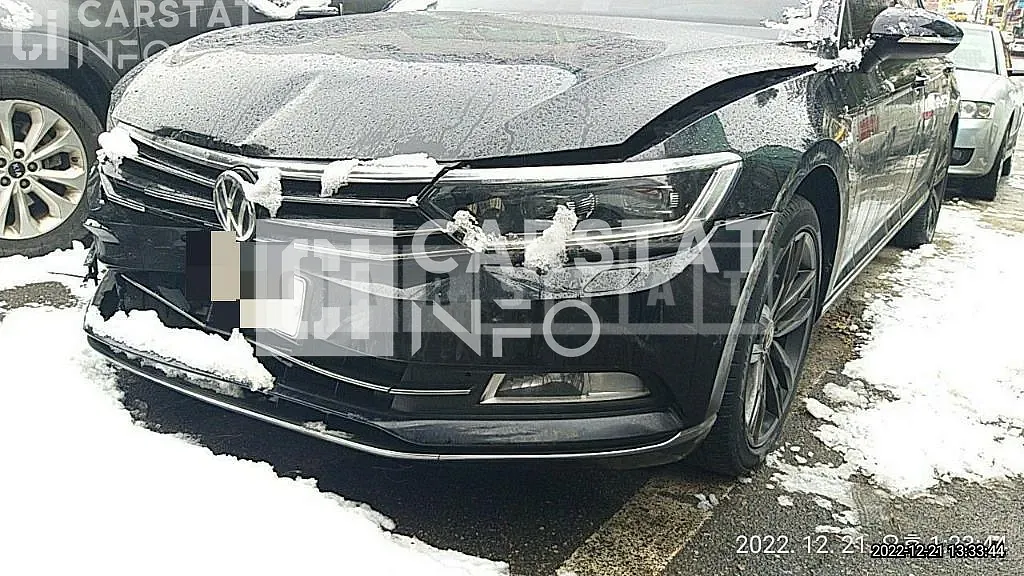Photo 2 of 10: 2018 Volkswagen Passat GT 2.0TDI, VIN WVWZZZ3CZJE160812 — Korean insurance auction