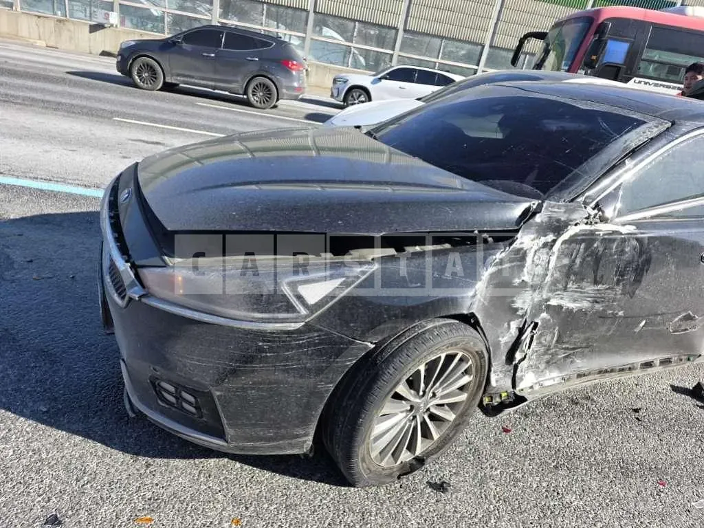 Photo 2 of 7: 2016 Kia K7 LPI — Korean insurance auction