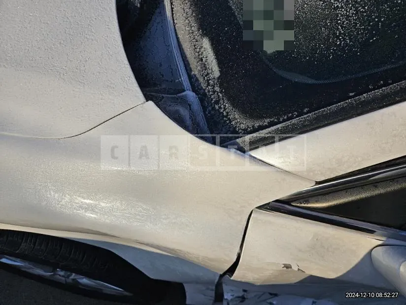 Photo 2 of 18: 2015 Lexus CT200h — Korean insurance auction