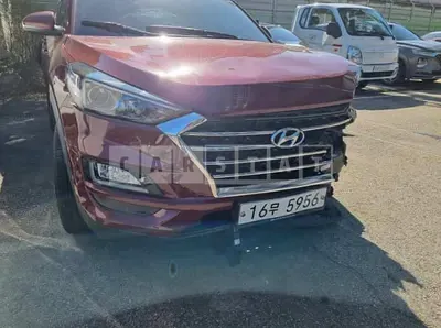Photo 1 of 17: 2019 Hyundai Tucson, VIN KMHJ5812GKU121921 — Korean insurance auction