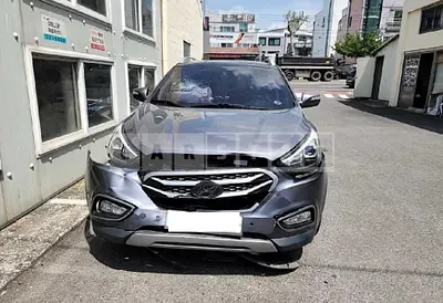 Photo 1 of 10: 2015 Hyundai Tucson, VIN KMHJU81VBFU011982 — Korean insurance auction