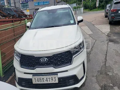 Photo 1 of 9: 2021 Kia Sorento — Korean insurance auction