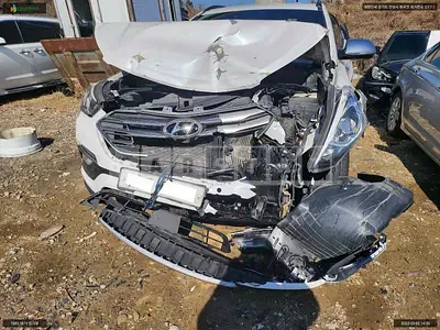 Photo 1 of 34: 2016 Hyundai Santa Fe, VIN KMHSW81UBHU725651 — Korean insurance auction
