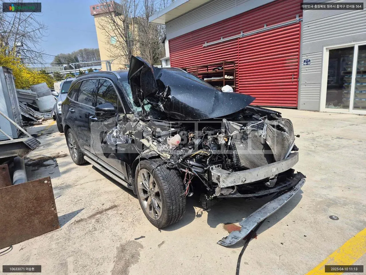 Photo 2 of 22: 2020 Kia Sorento, VIN KNARG81BGMA043528 — Korean insurance auction