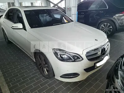 Photo 1 of 49: 2015 Mercedes-Benz E220 BlueTec, VIN WDDHF0AB8FB155951 — Korean insurance auction