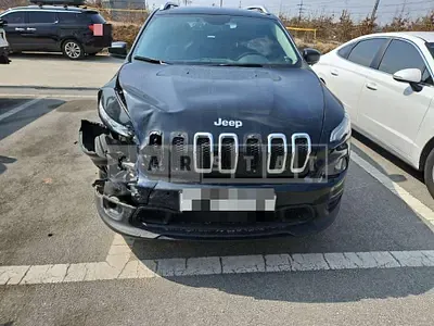 Photo 1 of 25: 2016 Jeep Zip Cherokee 2.4 — Korean insurance auction