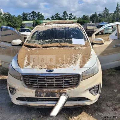 Photo 1 of 5: 2019 Kia Carnival, VIN KNAME81ABKS598969 — Korean insurance auction