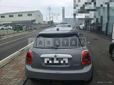 Photo 1 of 13: 2015 MINI Cooper — Korean insurance auction