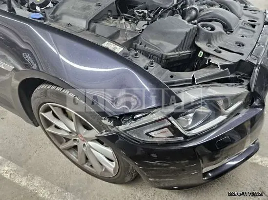 Photo 2 of 14: 2016 Jaguar XJ 3.0d — Korean insurance auction