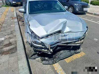 Photo 1 of 7: 2015 Genesis 3.3 — Korean insurance auction