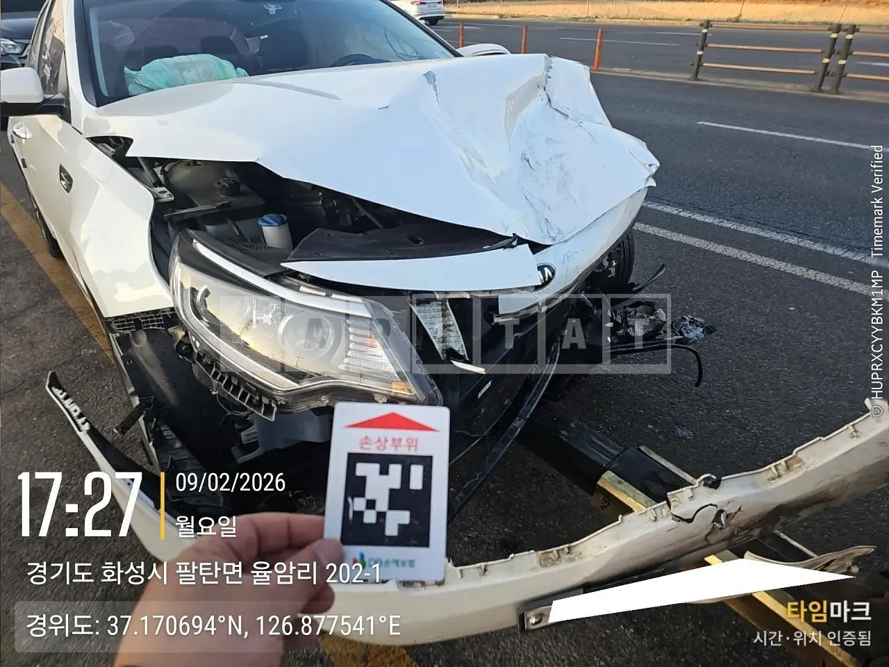Photo 2 of 8: 2016 Kia K5, VIN KNAGX411BGA060350 — Korean insurance auction