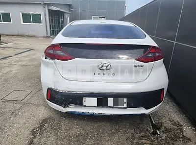Photo 1 of 14: 2016 Hyundai Ionic Hybrid — Korean insurance auction