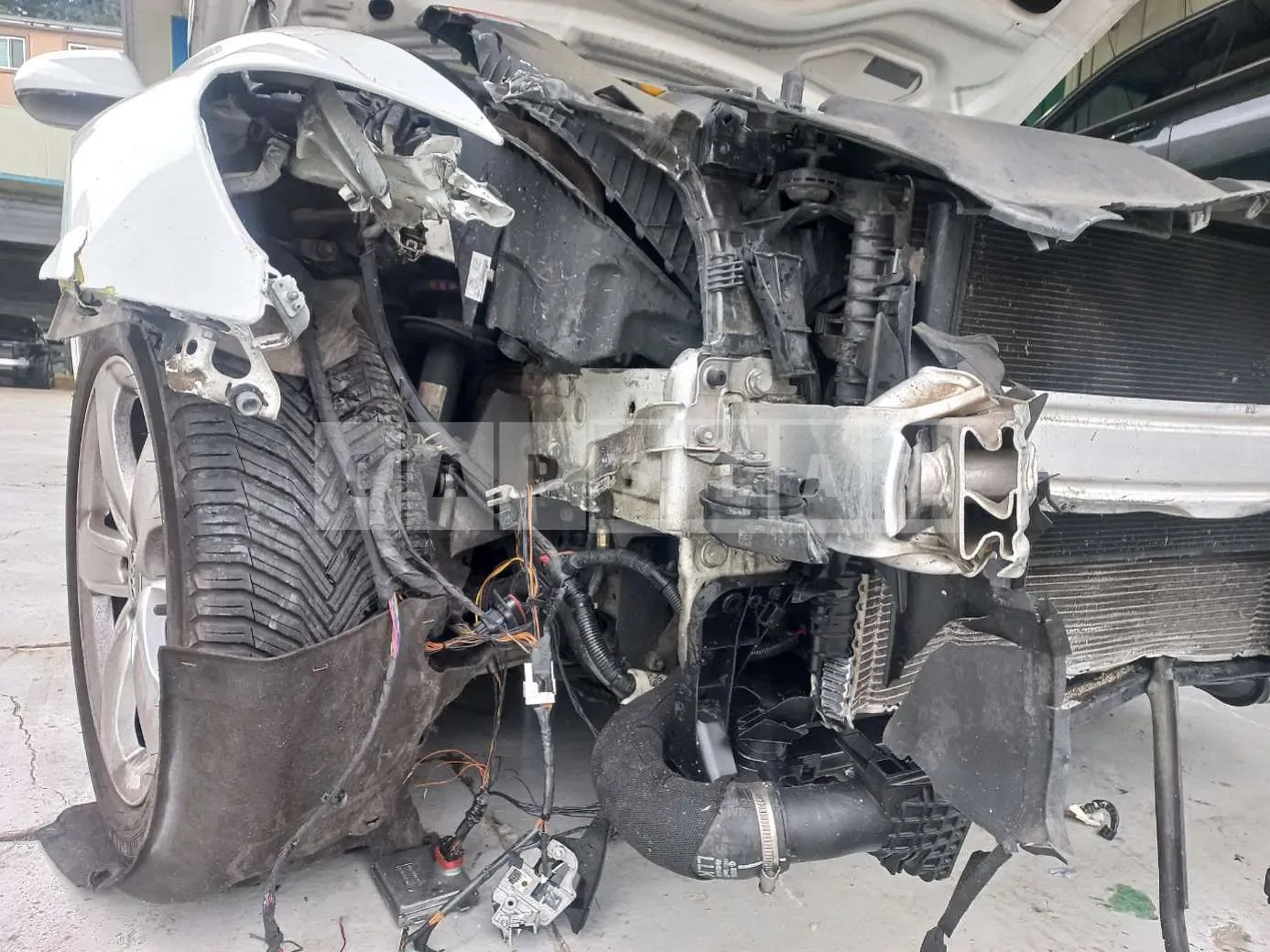 Photo 2 of 11: 2015 Audi A6 35 TDI, VIN WAUZZZ4G4FN018650 — Korean insurance auction