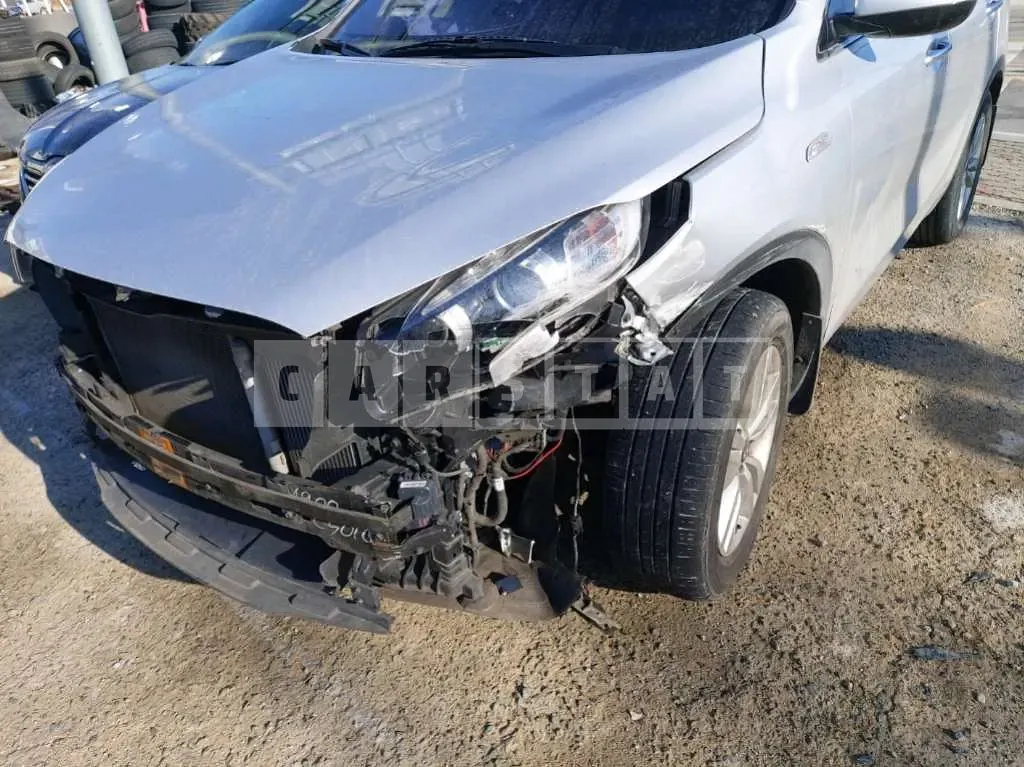 Photo 2 of 9: 2015 Kia Sorento, VIN KNAPG81ABFA006154 — Korean insurance auction