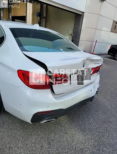 Photo 2 of 14: 2018 BMW 520d, VIN WBAJC3100JWE64268 — Korean insurance auction