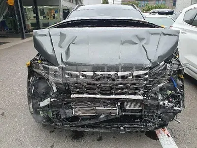 Photo 1 of 35: 2021 Hyundai Tucson, VIN KMHJE811BMU001046 — Korean insurance auction