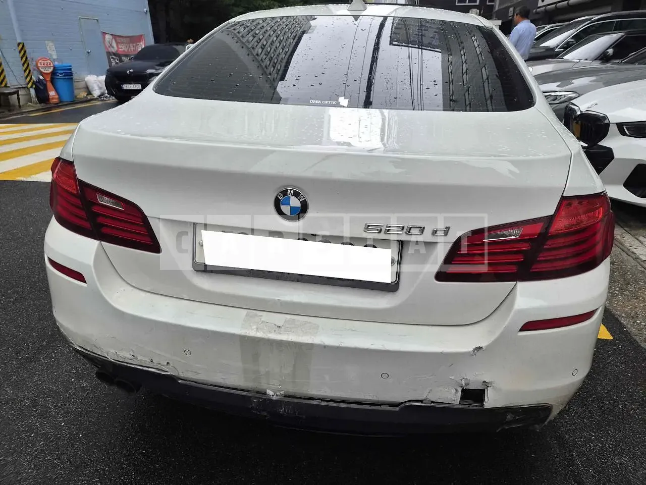 Photo 2 of 11: 2016 BMW 520d, VIN WBA5E5108GG072338 — Korean insurance auction