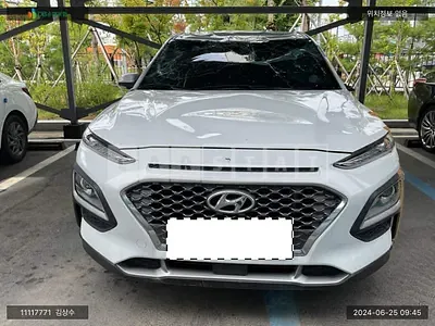 Photo 1 of 17: 2020 Hyundai Kona, VIN KMHK2817GLU637957 — Korean insurance auction