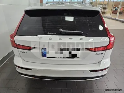 Photo 1 of 19: 2023 Volvo V60CCB5 AWD — Korean insurance auction