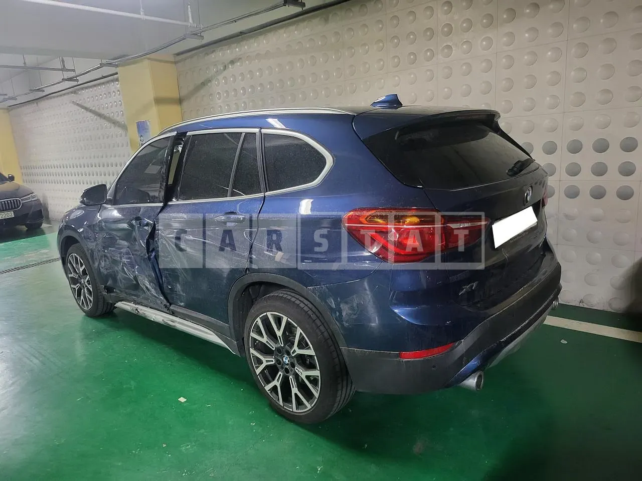 Photo 2 of 28: 2022 BMW X1 xDrive20i, VIN WBA11DG02N5V27723 — Korean insurance auction