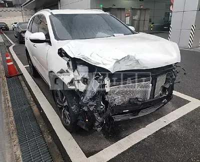 Photo 1 of 7: 2018 Kia Sorento, VIN KNAPS81ABJA384105 — Korean insurance auction