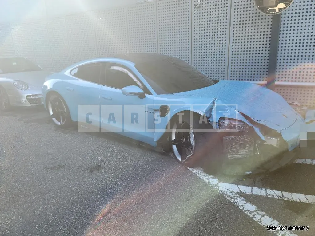 Photo 2 of 31: 2023 Porsche Taycan GTS, VIN WP0AD2Y14PSA47339 — Korean insurance auction