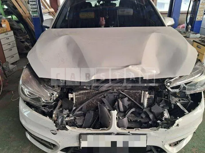 Photo 2 of 22: 2016 BMW Active Tourer — Korean insurance auction