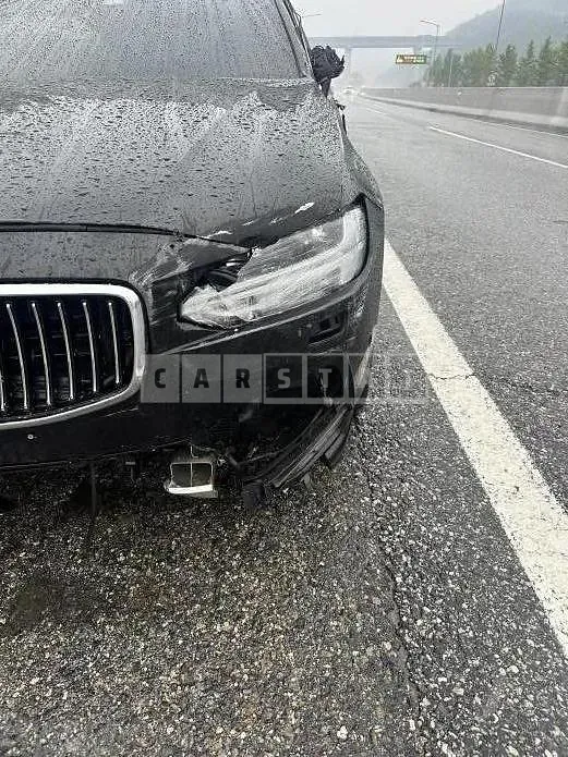 Photo 2 of 7: 2018 Volvo S90D4 — Korean insurance auction