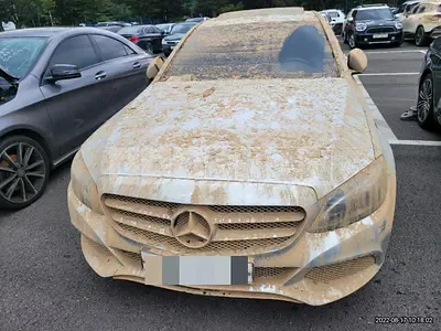 Photo 1 of 11: 2016 Mercedes-Benz Subsequent C200 d — Korean insurance auction