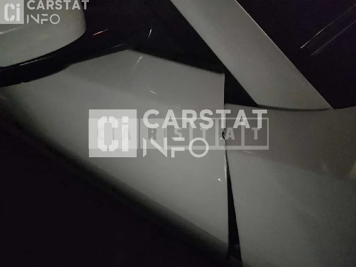 Photo 2 of 23: 2015 Jaguar F-Type — Korean insurance auction