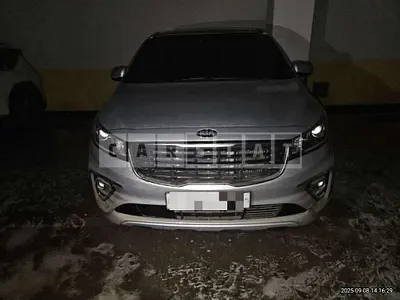 Photo 1 of 15: 2018 Kia Carnivals — Korean insurance auction