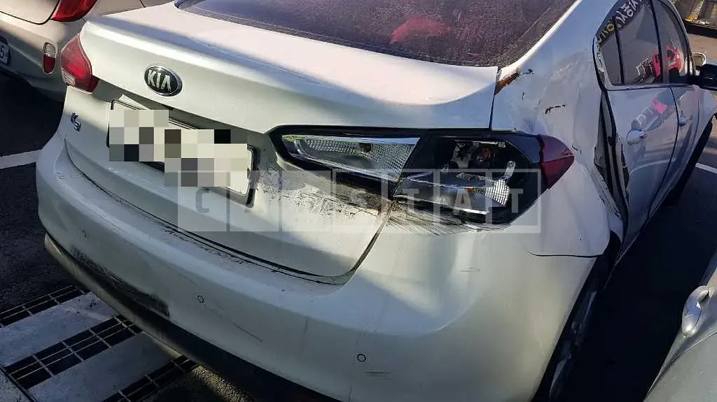 Photo 2 of 12: 2016 Kia Kz — Korean insurance auction
