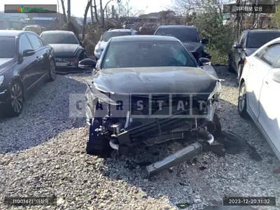 Photo 1 of 19: 2019 Genesis G70, VIN KMTG341ADKU052362 — Korean insurance auction