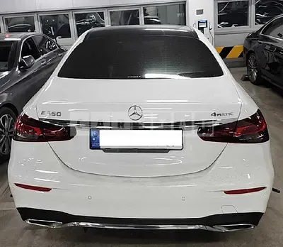 Photo 1 of 49: 2022 Mercedes-Benz E350 4Matic, VIN W1KZF8GB4NB042457 — Korean insurance auction